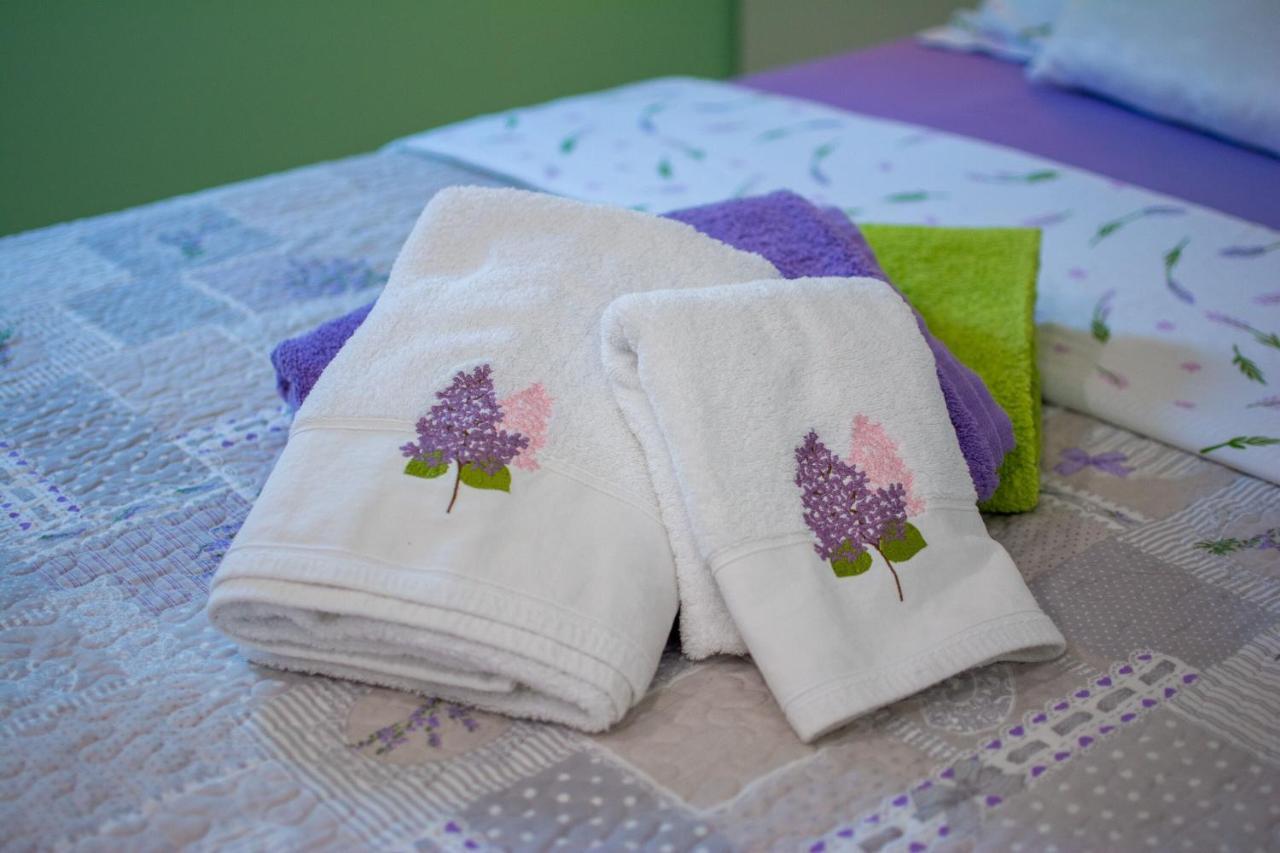 Apartment Lavender Plat 米利尼 外观 照片