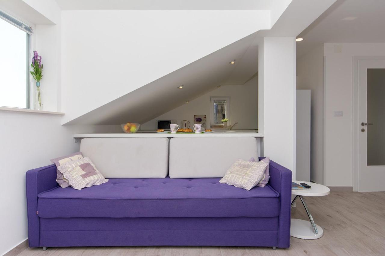 Apartment Lavender Plat 米利尼 外观 照片